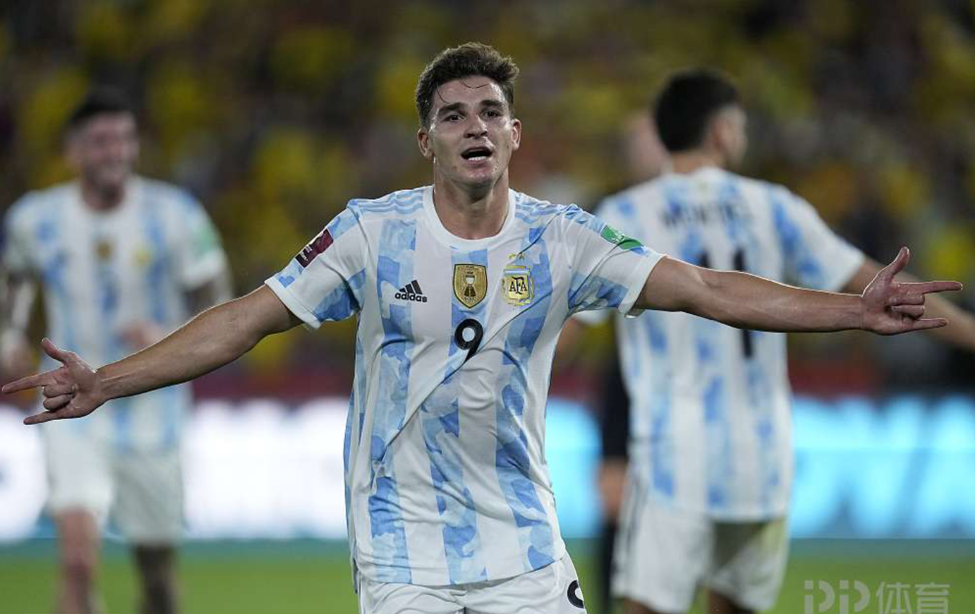 九州娱乐-关于重磅转会传闻再起球迷热议未来去向的信息